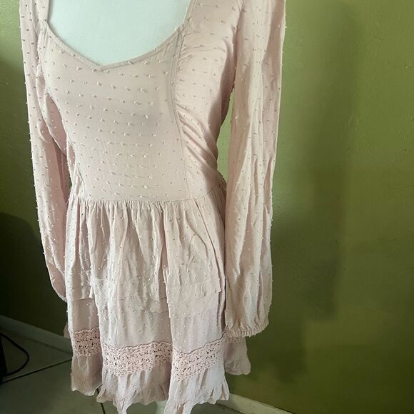 Express Blush Textured Dress - Picture 1 of 7